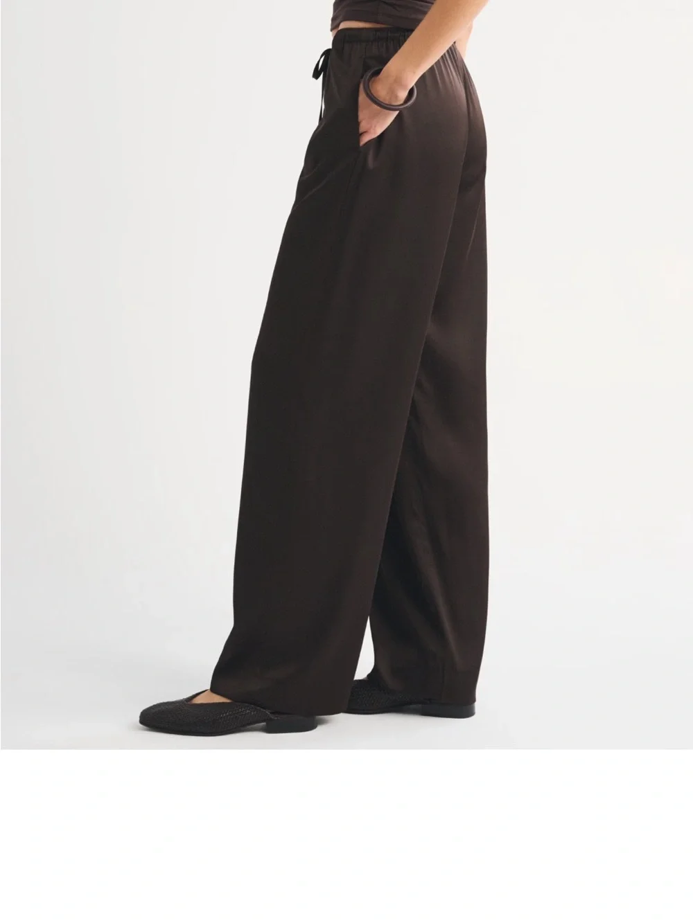 Abercrombie & Fitch Dark Brown Wide-Leg Drawstring Pants - Picture 3 of 4